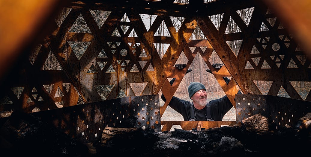 About Metal Artist Tom Loach